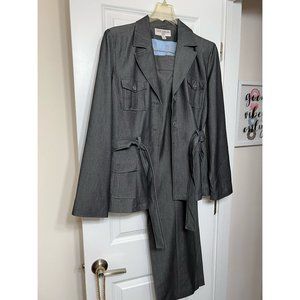 Sharagano Silver/Gray Pants suit Size 14